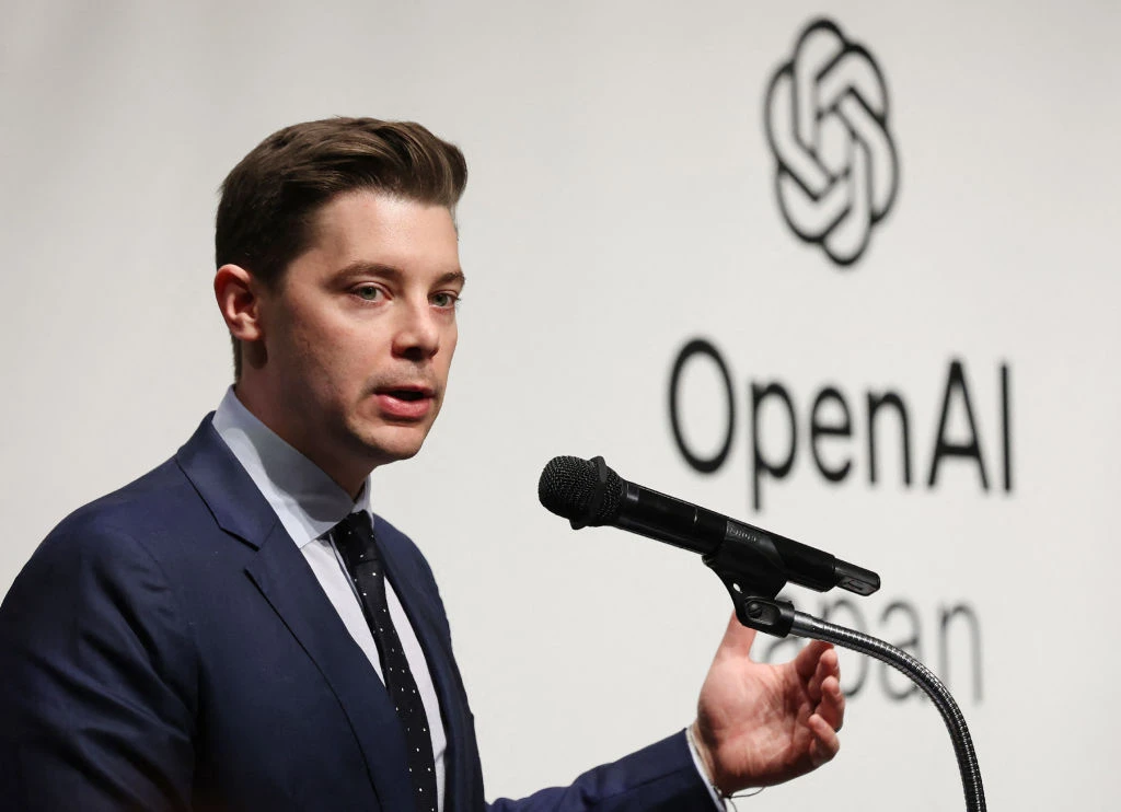 OpenAI 首席运营官 Brad Lightcap 离职，将创办新公司