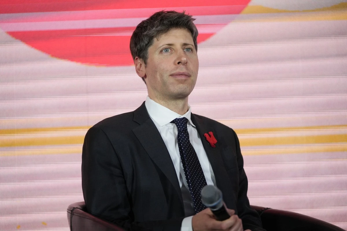 OpenAI CEO Sam Altman：2026年上市「不明智」
