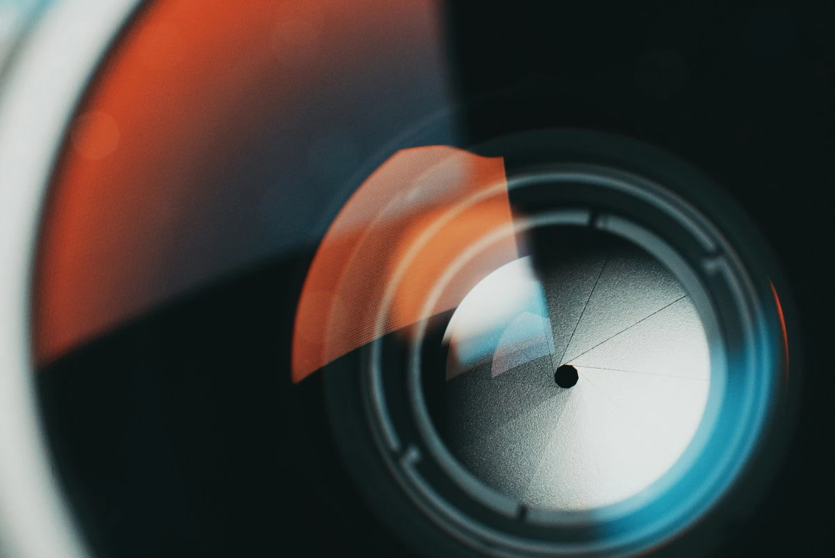 OpenAI 斥资超 3 亿美元收购手机相机厂商 Glass Imaging