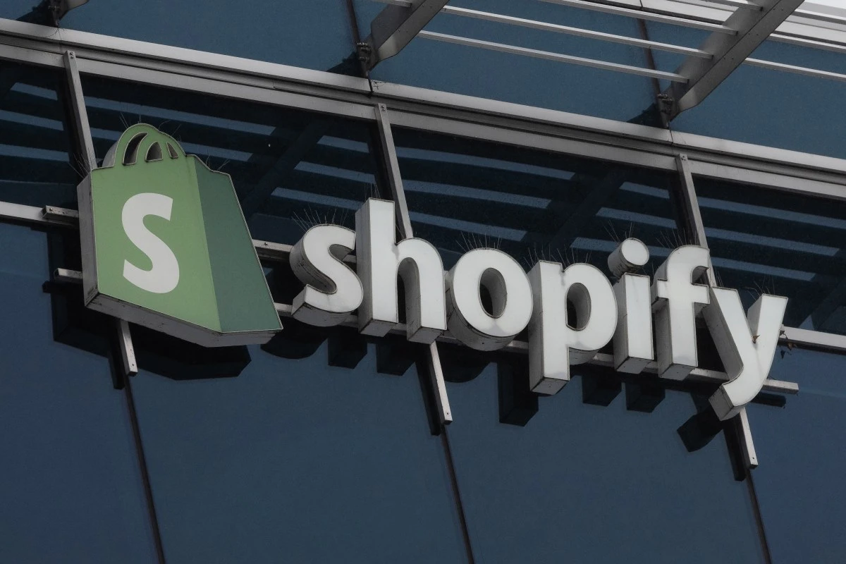 Shopify开放结账能力，浏览器AI智能体可代用户下单